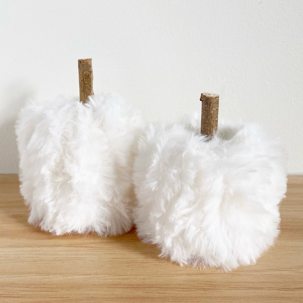 White Faux Fur Pumpkin Decor Set of 2